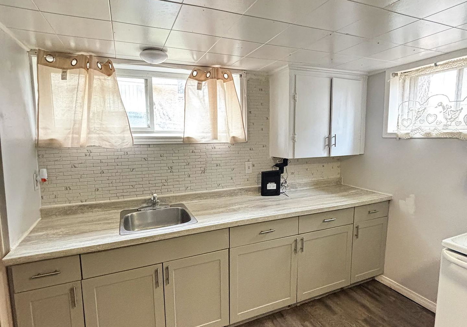 58-carlton-street-st-catharines-ontario-x12907322