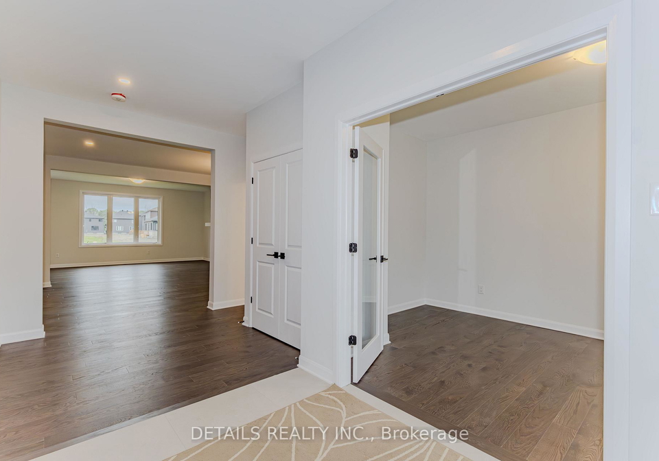 583-anchor-circle-ottawa-ontario-x12907458