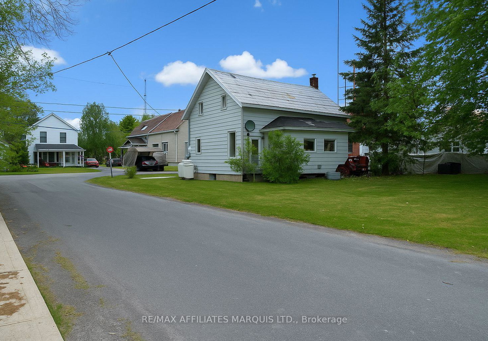 37-main-street-south-stormont-ontario-x12907570