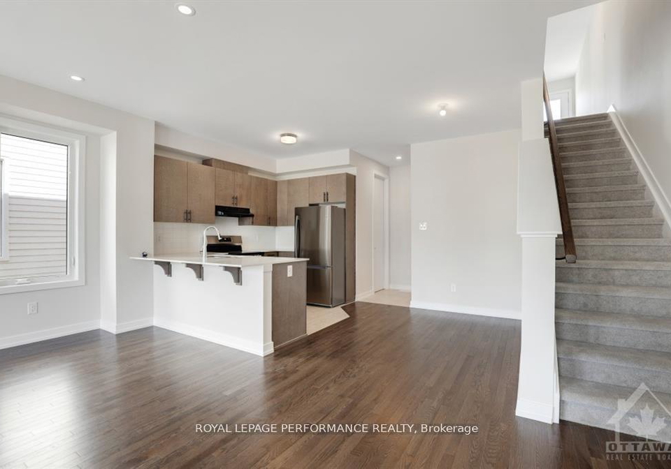 522-oldenburg-avenue-ottawa-ontario-x12907644