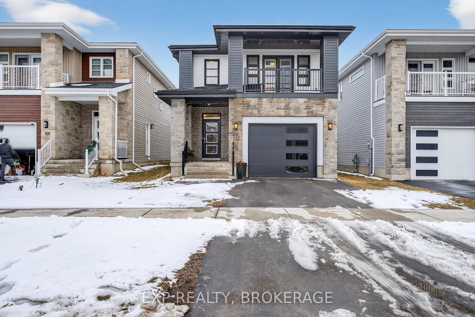 12-walden-pond-drive-loyalist-ontario-x12907958