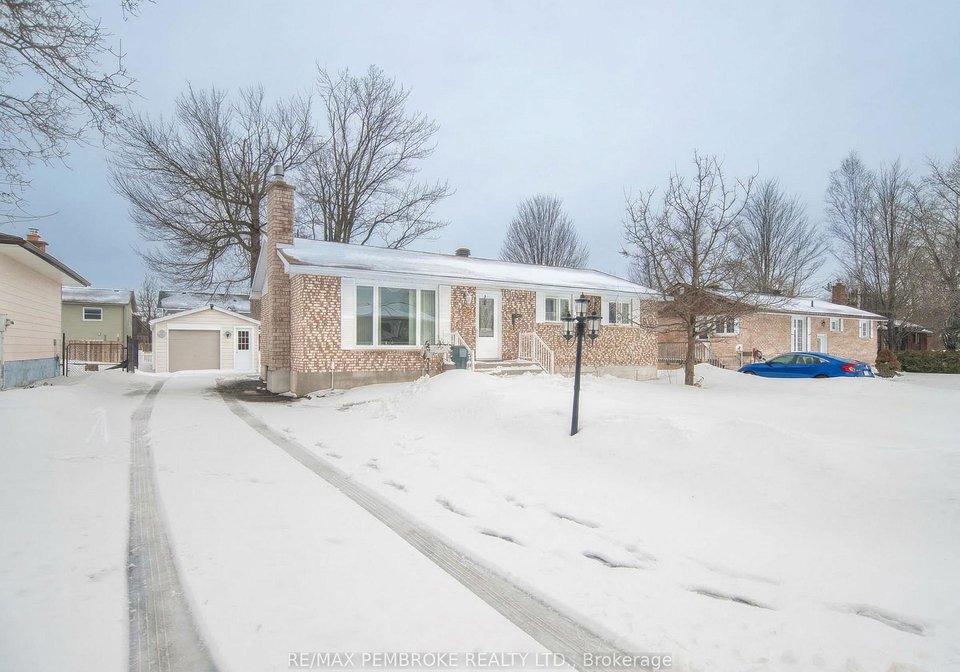 29-lisa-crescent-petawawa-ontario-x12907976