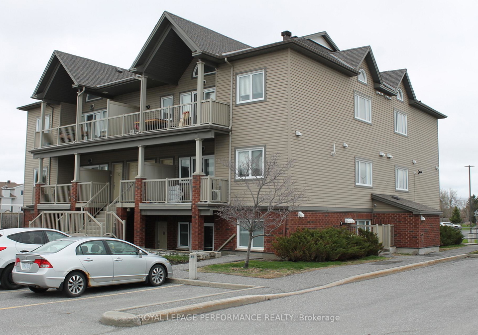 135-harthill-way-ottawa-ontario-x12908038