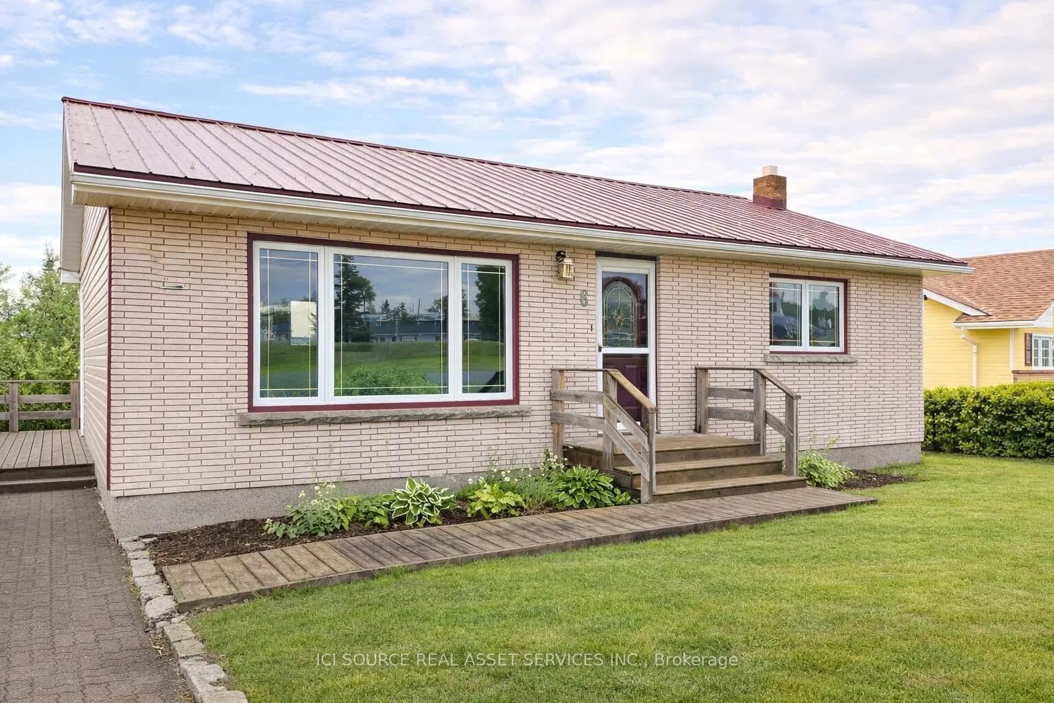 6-macdonald-avenue-terrace-bay-ontario-x12908042