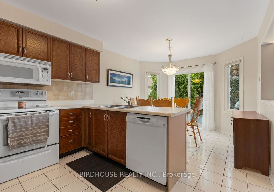 6-purdy-court-kawartha-lakes-ontario-x12908114