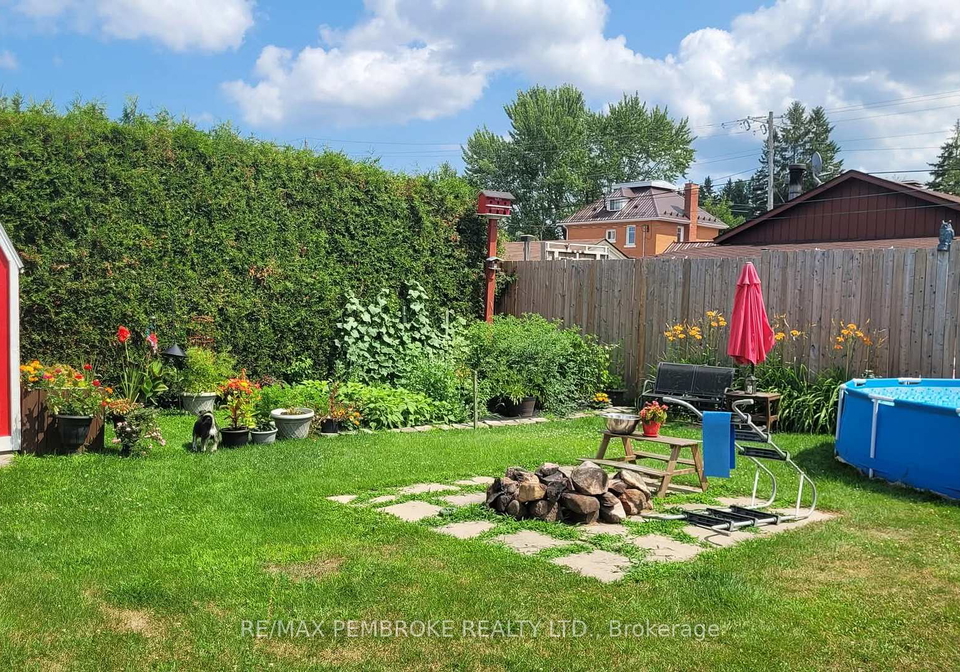 48-selkirk-street-petawawa-ontario-x12908128