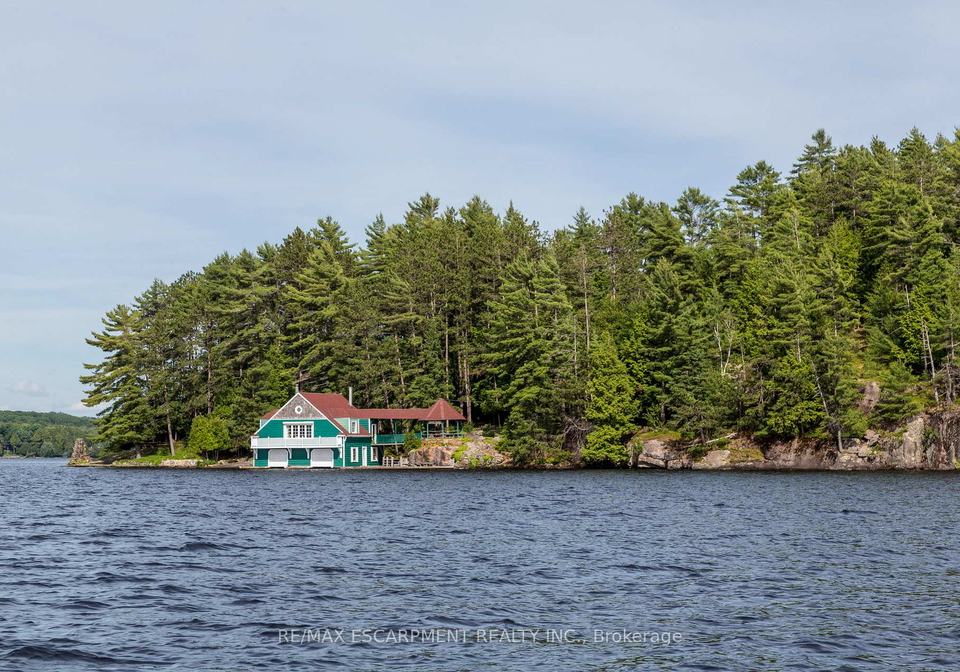 0-crown-island-huntsville-ontario-x12908286