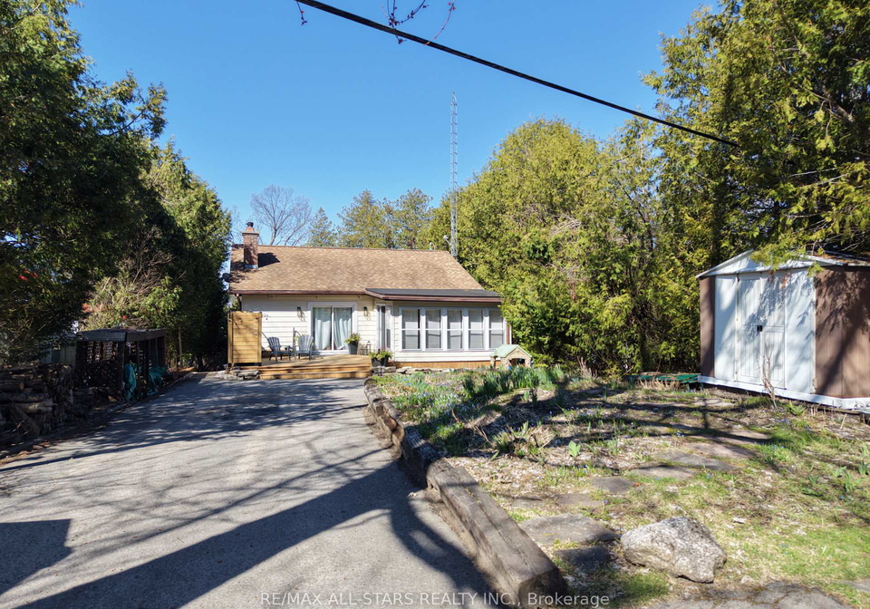 393-hillside-drive-kawartha-lakes-ontario-x12908596