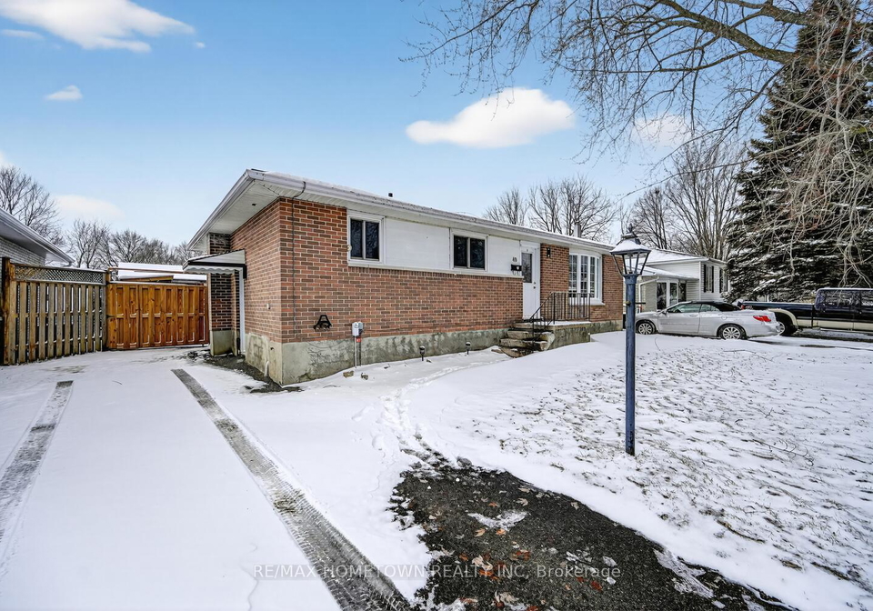 40-windsor-drive-brockville-ontario-x12908694