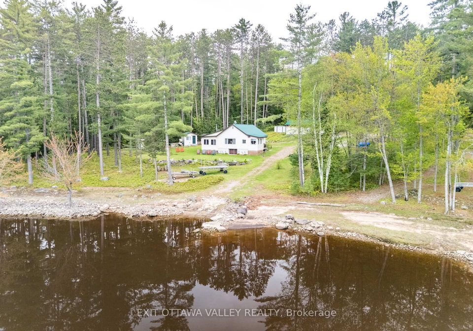 51-myrlin-way-laurentian-hills-ontario-x12908708