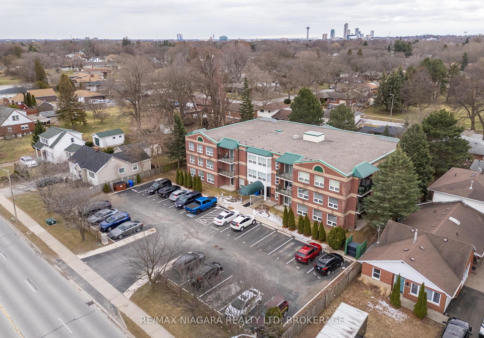 6704-thorold-stone-road-niagara-falls-ontario-x12908798