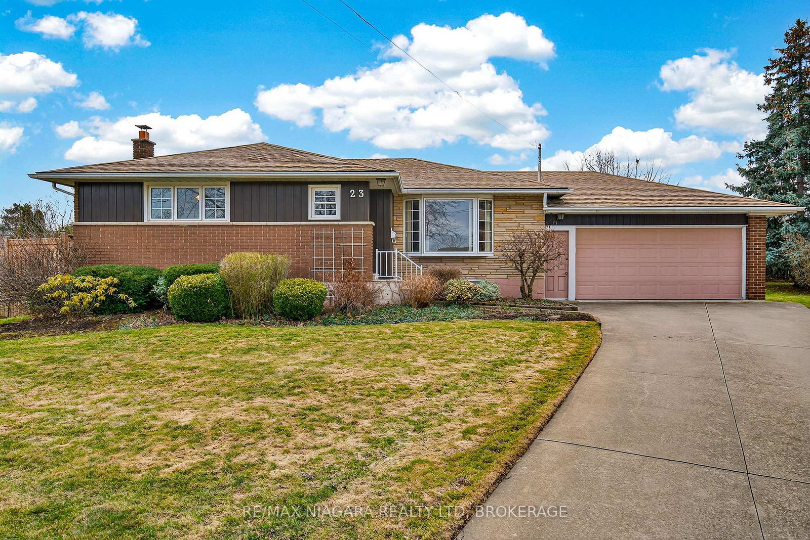 23-almond-gardens-grimsby-ontario-x12908922