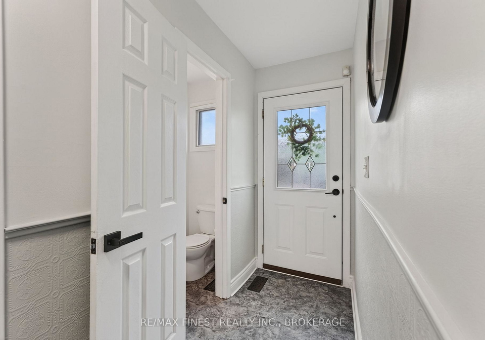 30-addington-street-loyalist-ontario-x12909250