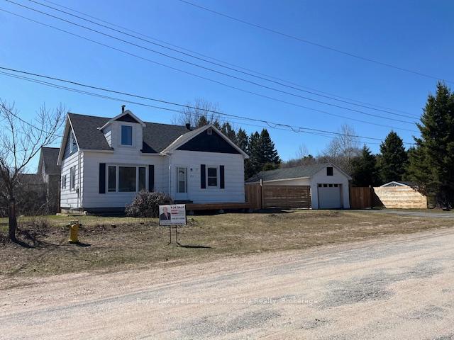 27-lincoln-avenue-south-river-ontario-x12909480