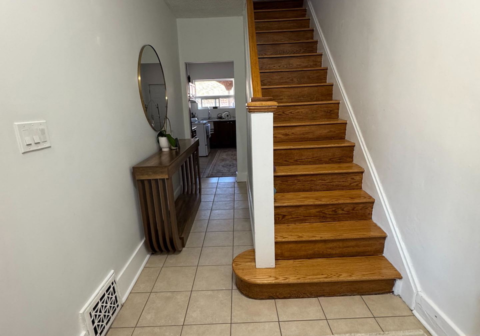 655-91-giles-boulevard-windsor-ontario-x12909558