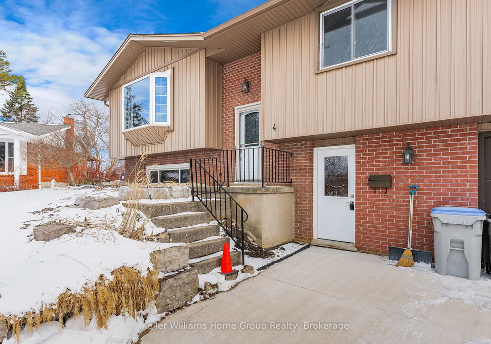4-torrance-crescent-perth-east-ontario-x12909714