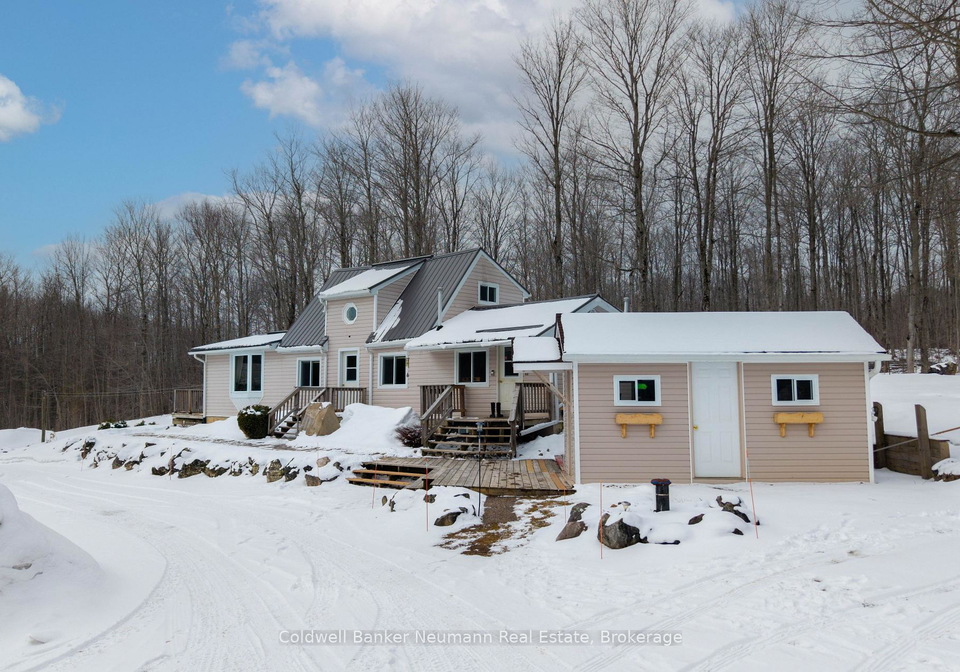 825173-grey-road-40-grey-highlands-ontario-x12909860
