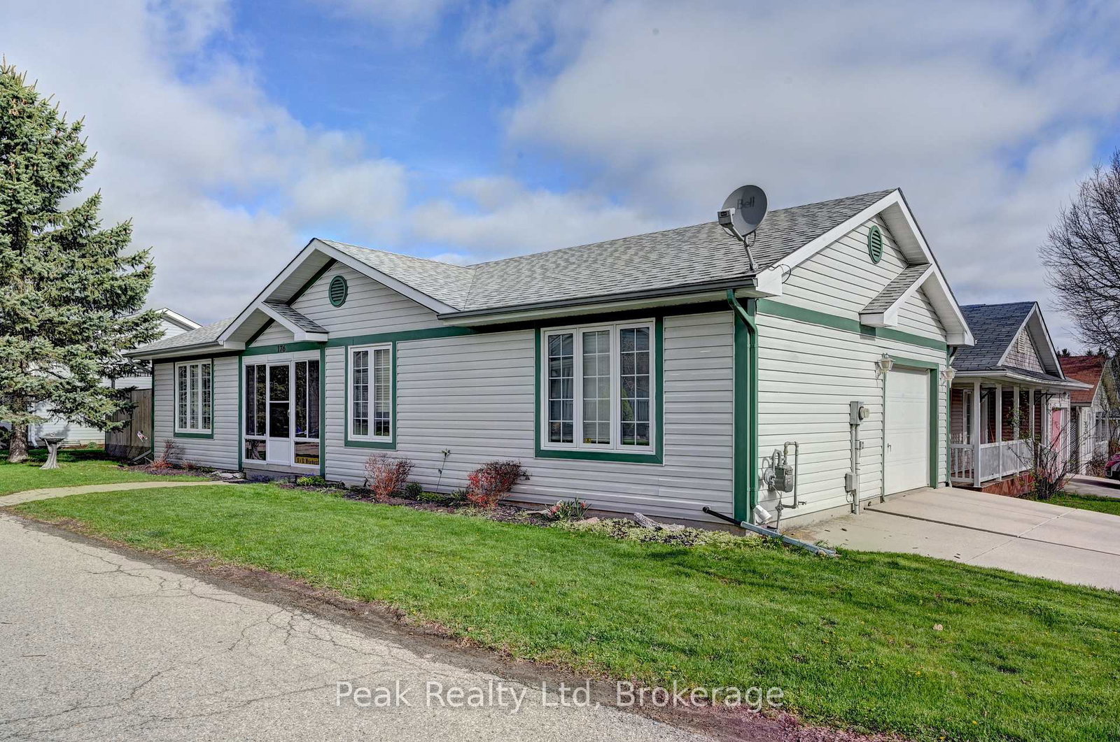 176-wesley-crescent-woolwich-ontario-x12909952