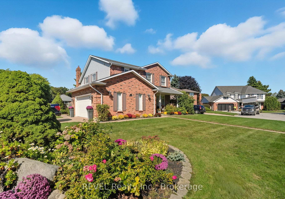 1-spartan-court-st-catharines-ontario-x12910052