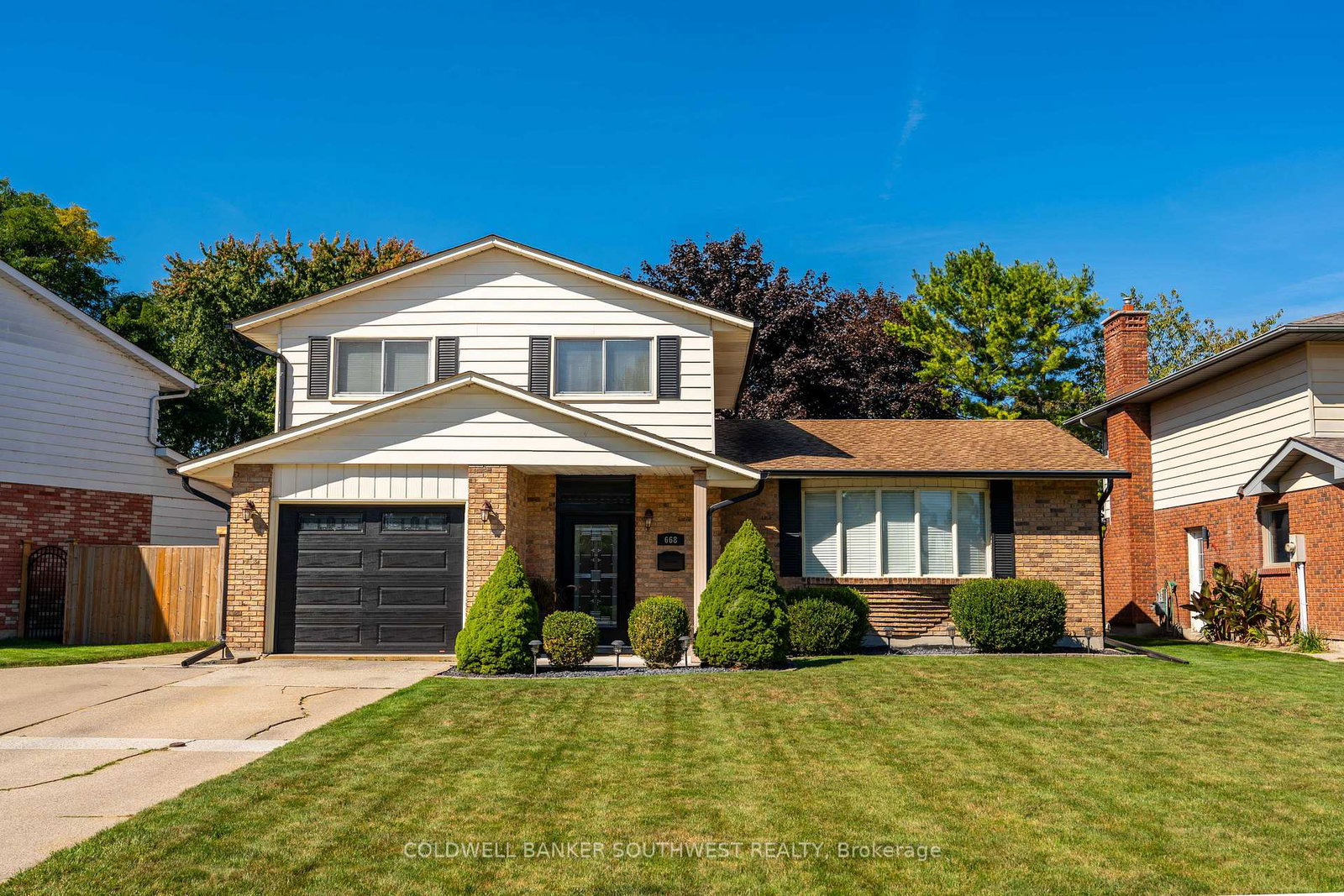 668-winchester-crescent-sarnia-ontario-x12910104