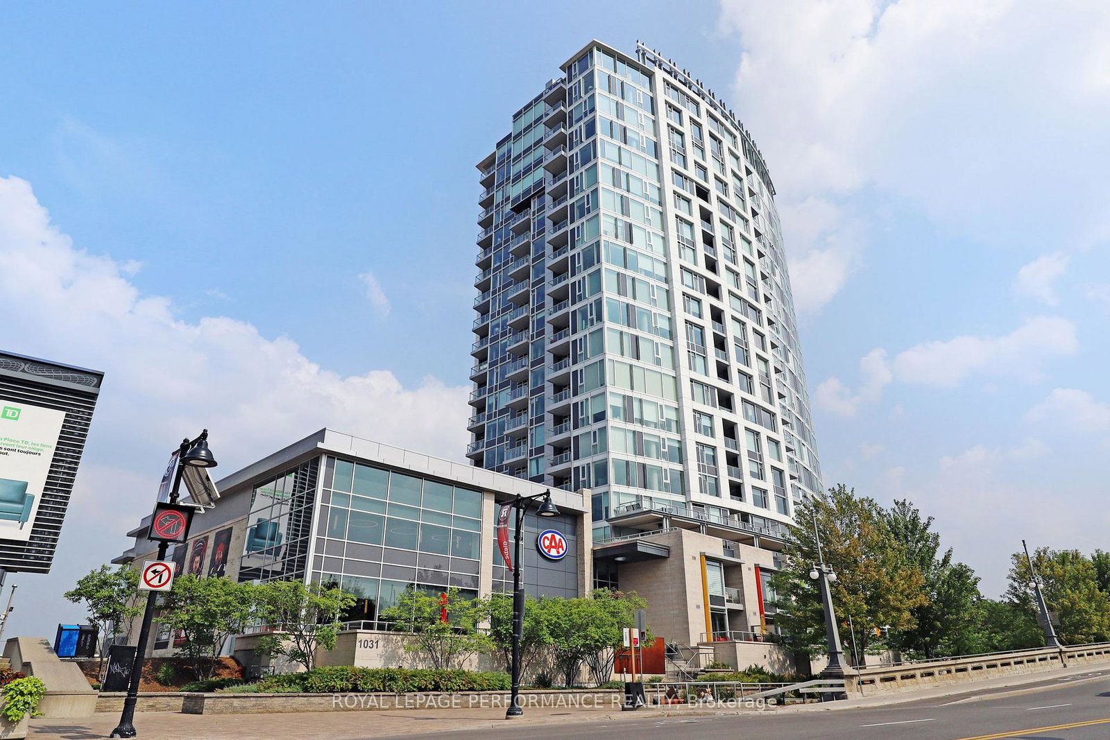 1035-bank-street-ottawa-ontario-x12910208