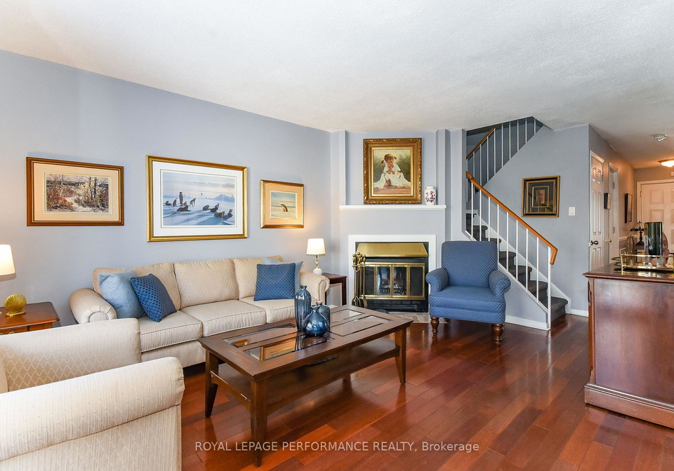 77-versailles-private-ottawa-ontario-x12910426