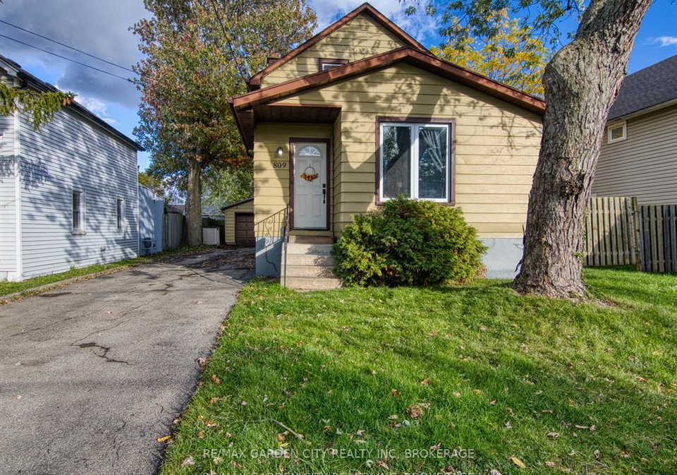 809-steele-street-port-colborne-ontario-x12910478