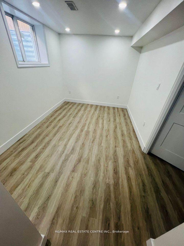3916-auckland-avenue-london-south-ontario-x12910580
