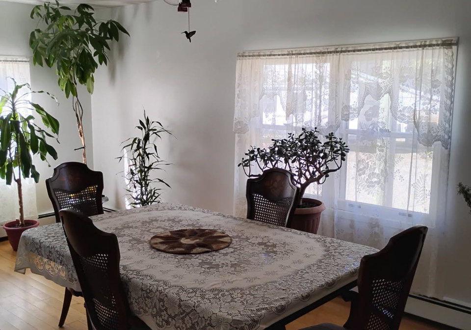 156-maple-street-west-elgin-ontario-x12910604