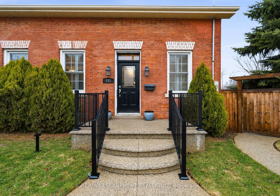 243-hatt-street-hamilton-ontario-x12910610