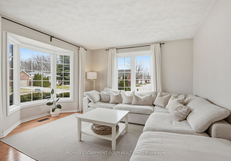 3368-cardinal-drive-niagara-falls-ontario-x12910676