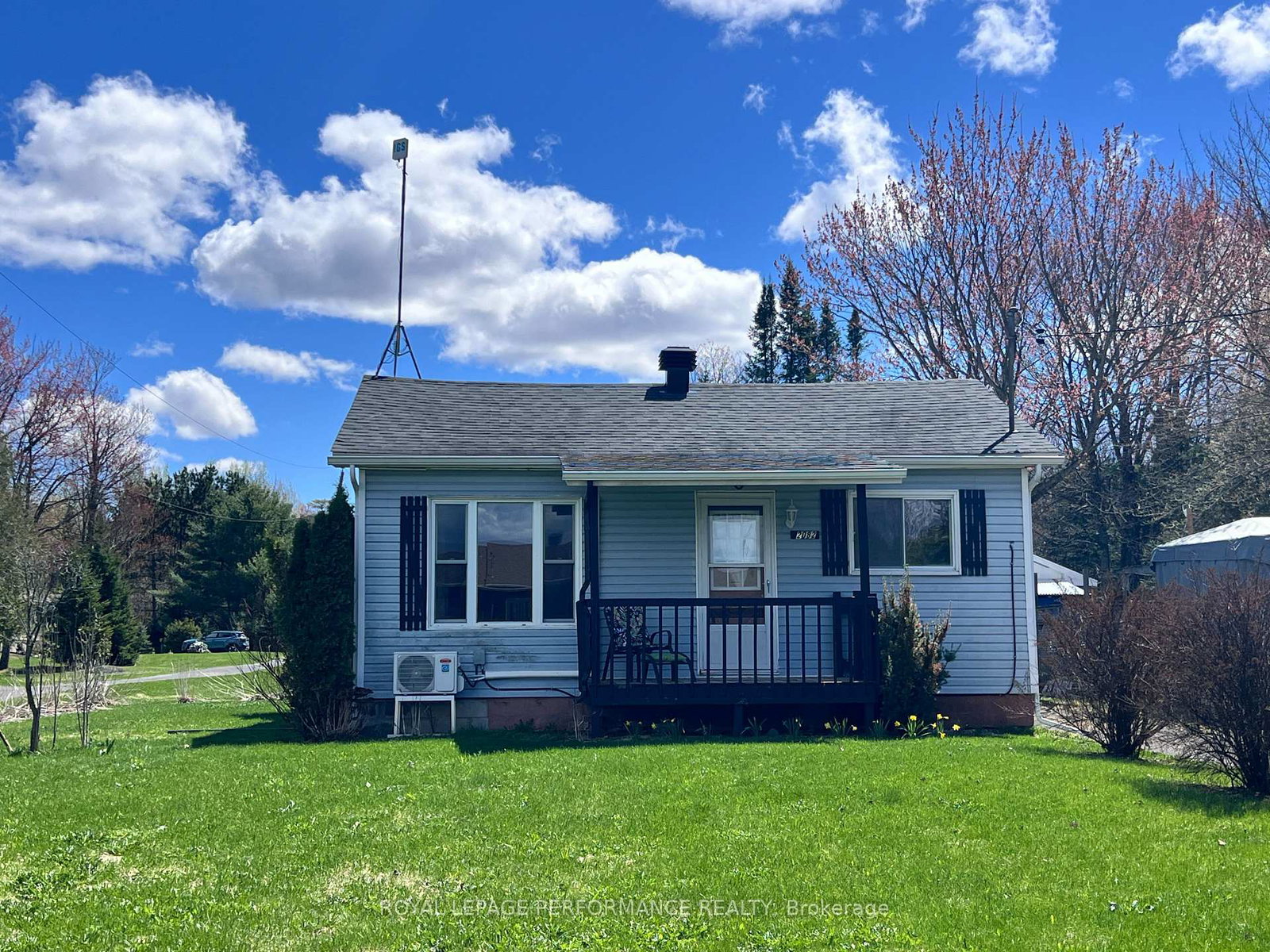 2082-sandy-hill-road-champlain-ontario-x12910902