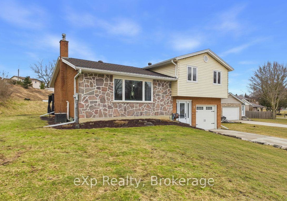 1-centennial-drive-brockton-ontario-x12911280
