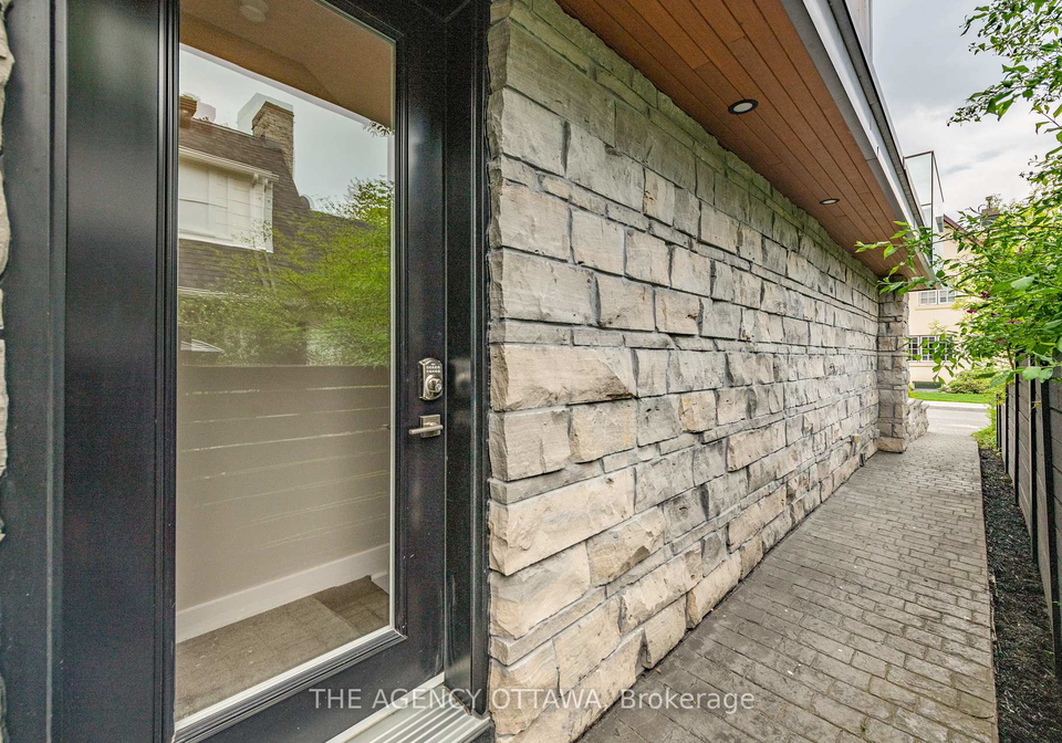 946-colonel-by-drive-ottawa-ontario-x12911530