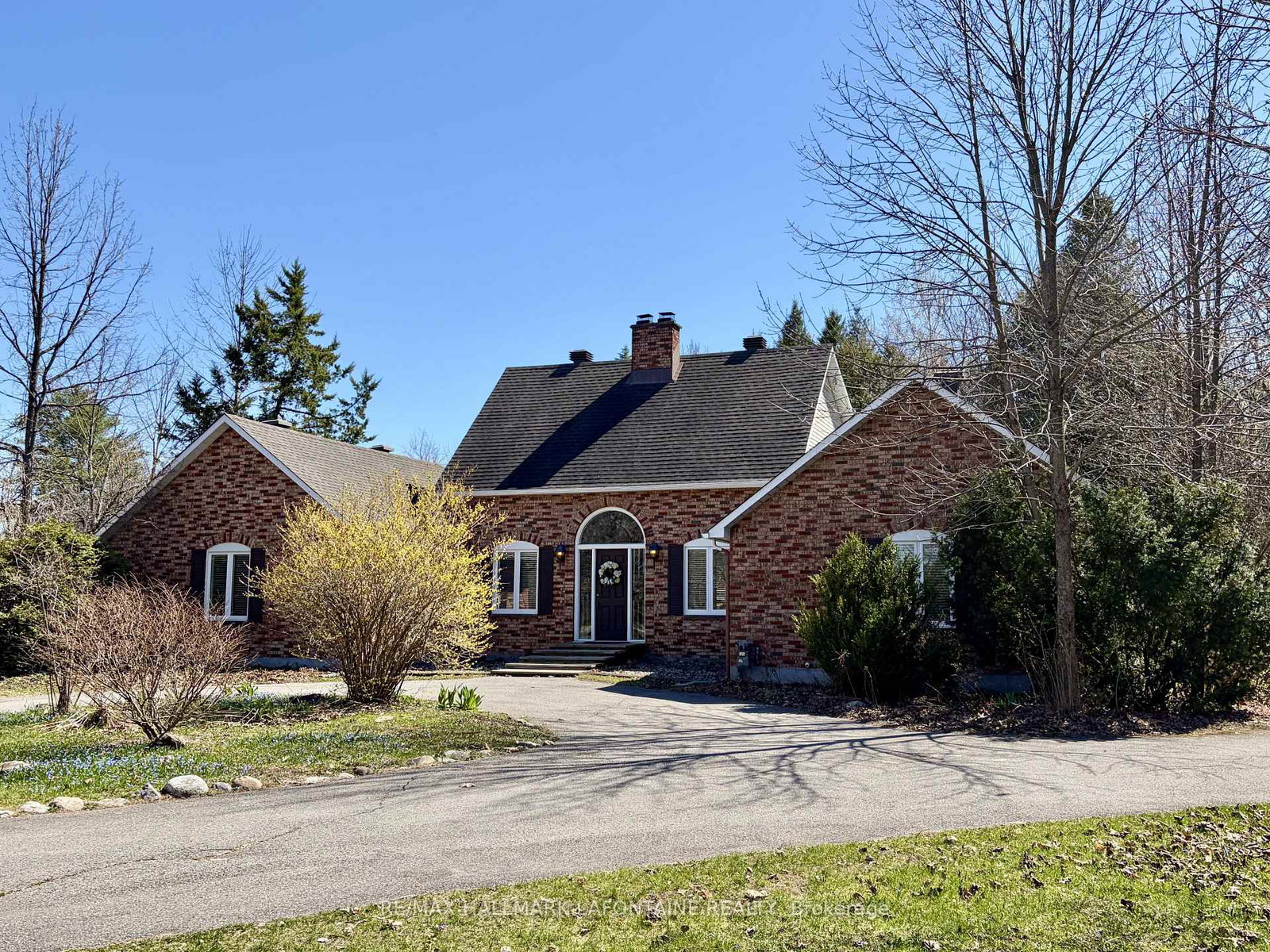 1460-kinsella-drive-ottawa-ontario-x12912210