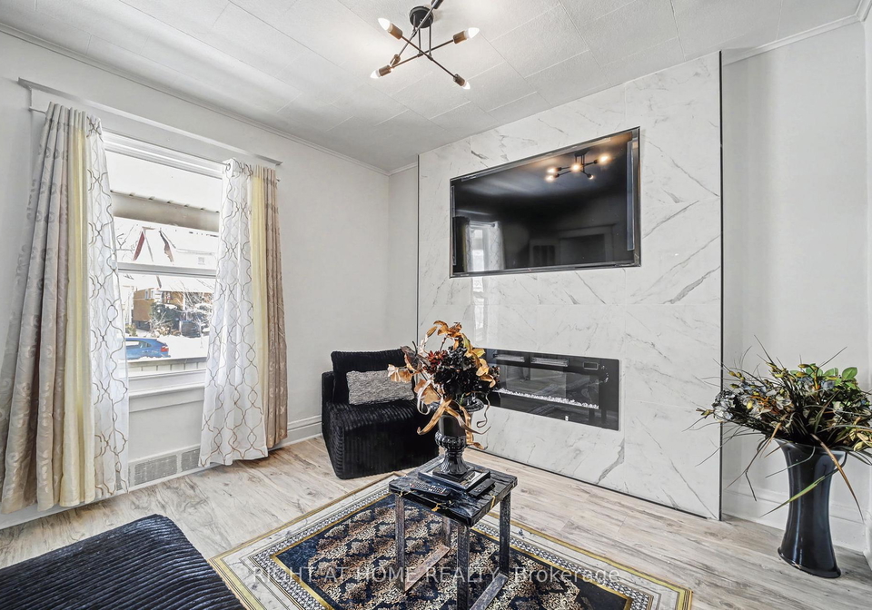 36-berryman-avenue-st-catharines-ontario-x12912236