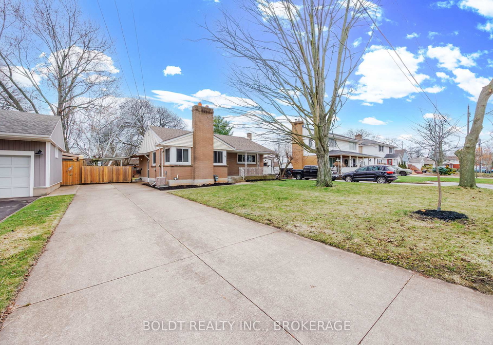 12-sunnyside-drive-st-catharines-ontario-x12912290