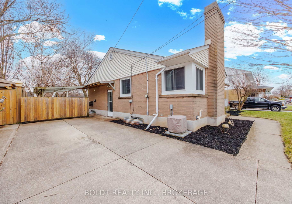 12-sunnyside-drive-st-catharines-ontario-x12912290