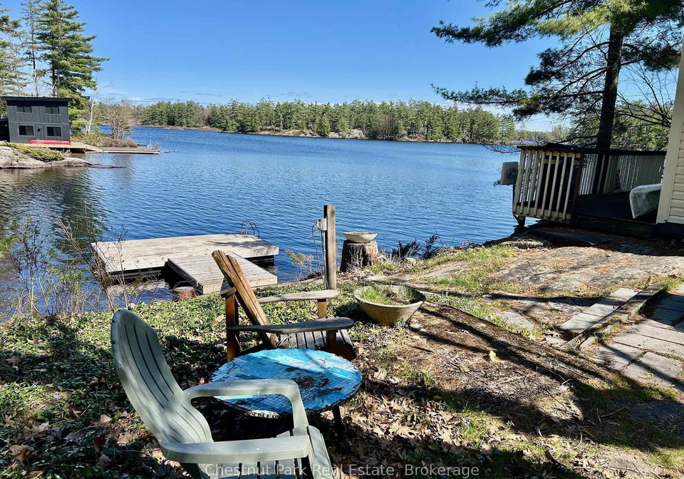 1-2-1051-wigwam-lodge-road-gravenhurst-ontario-x12912486