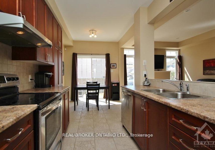 615-pepperville-crescent-kanata-ontario-x12912554