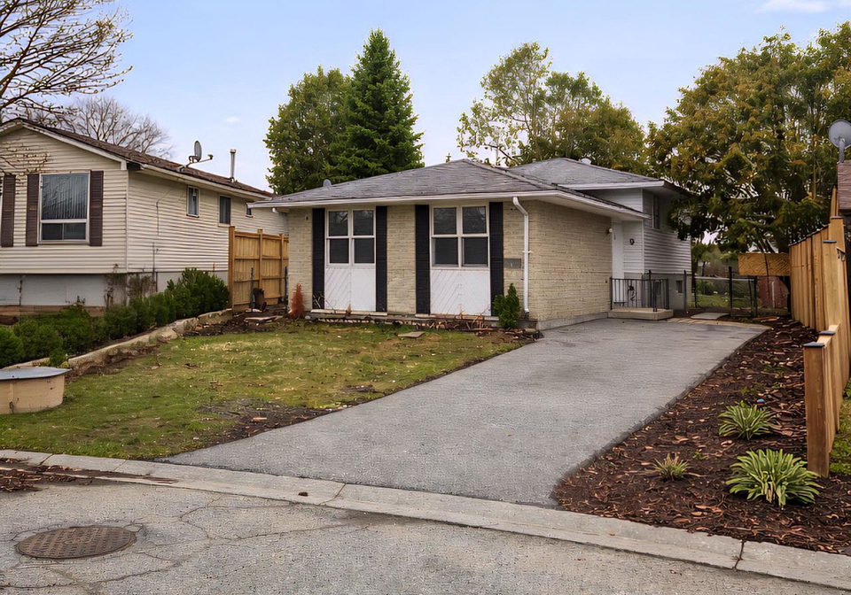 9-camelot-crescent-london-east-ontario-x12912850