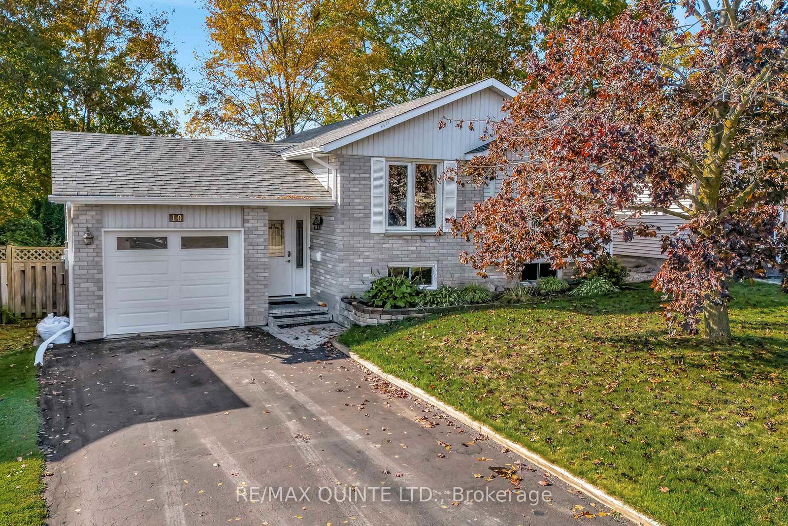 10-loraine-avenue-quinte-west-ontario-x12912958