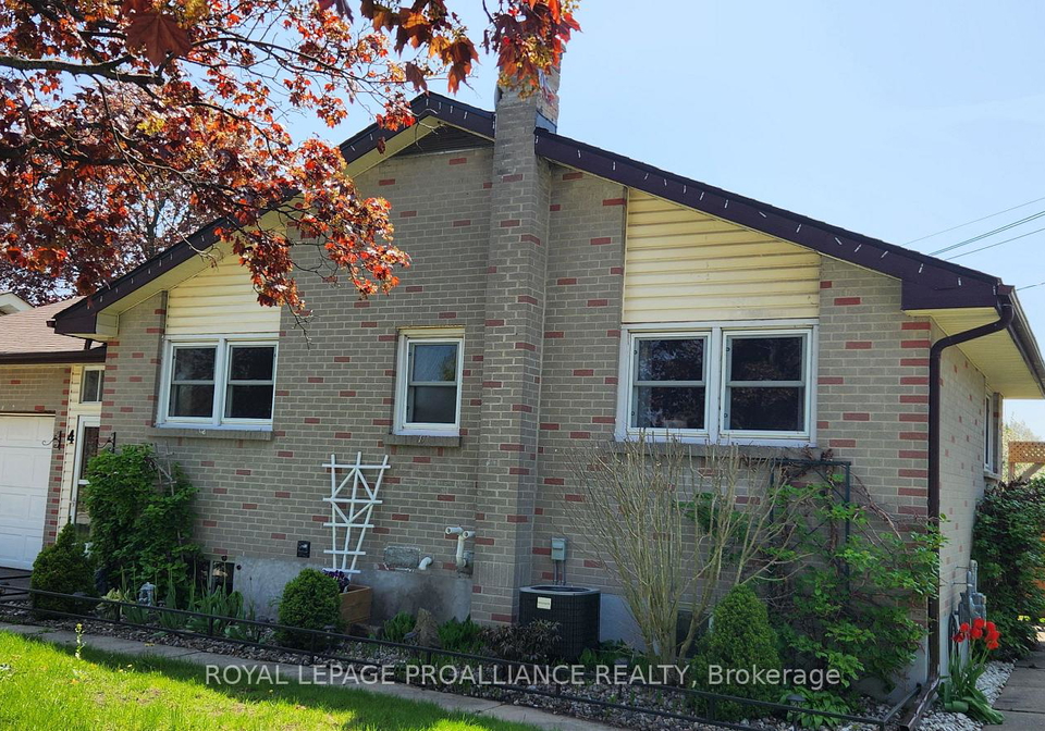 4-gearin-street-quinte-west-ontario-x12912988