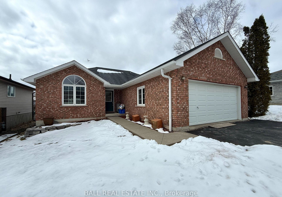 9-francis-street-selwyn-ontario-x12913104