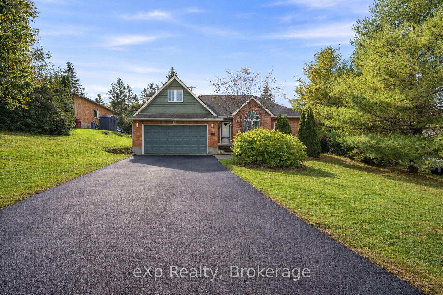 32-dickinson-court-centre-wellington-ontario-x12913260