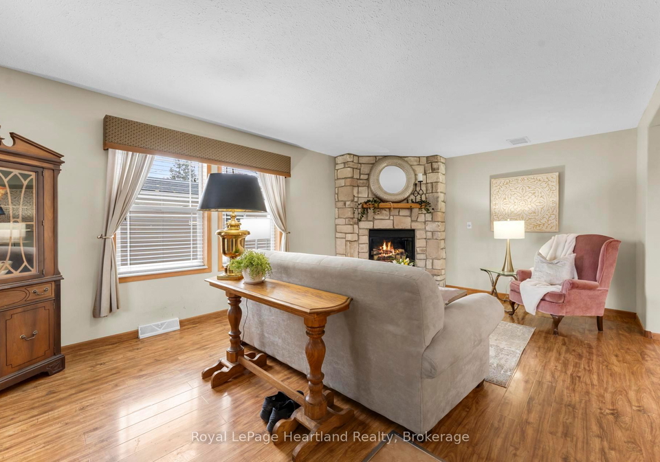 27-cheyenne-lane-ashfield-colborne-wawanosh-ontario-x12913536