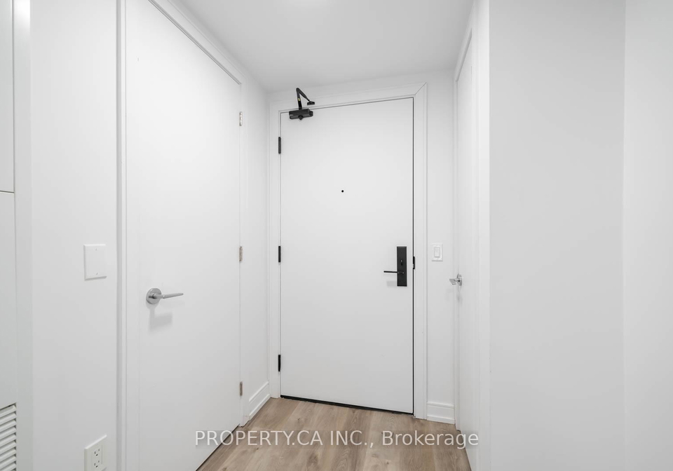 1-jarvis-street-hamilton-ontario-x12913626