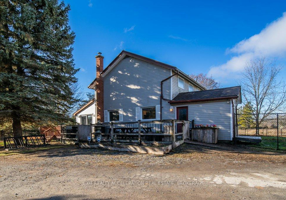 8061-county-road-2-greater-napanee-ontario-x12913634