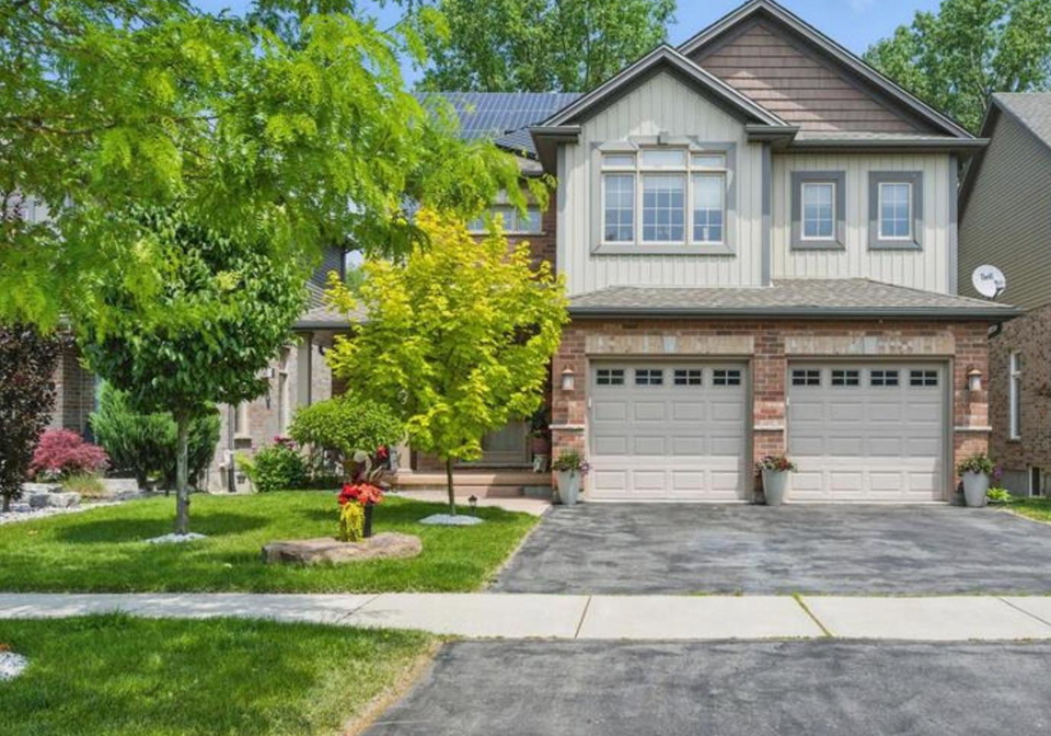 219-union-avenue-middlesex-centre-ontario-x12913694