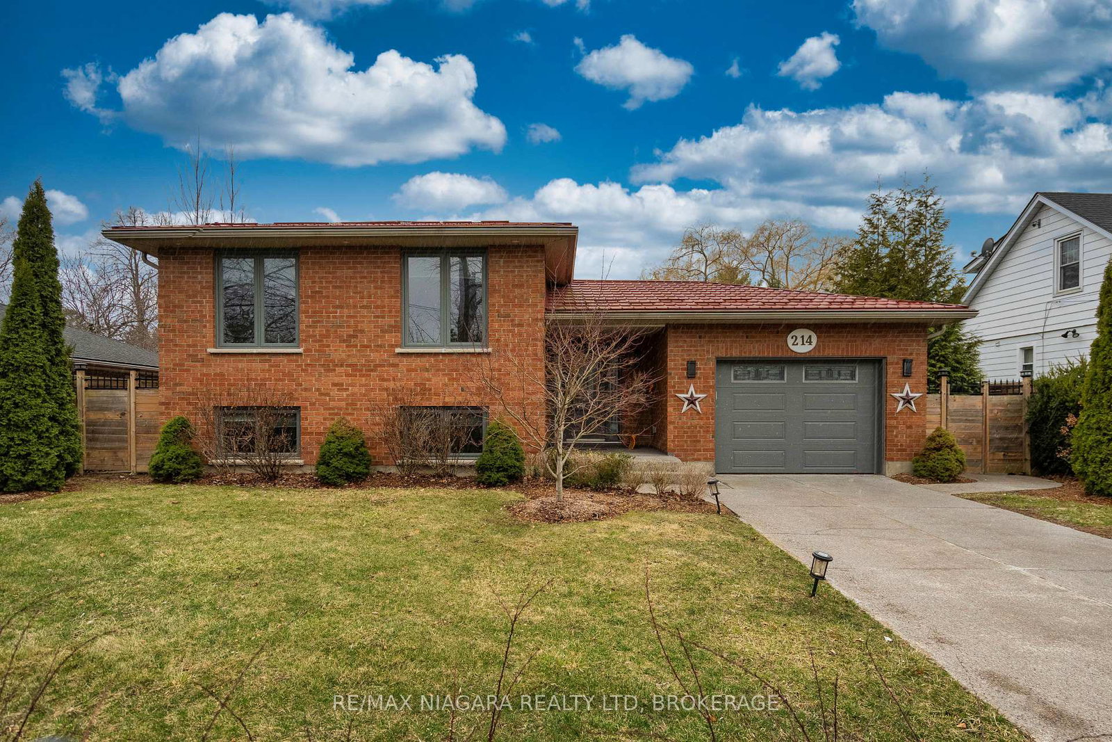 214-mary-street-niagara-on-the-lake-ontario-x12913832